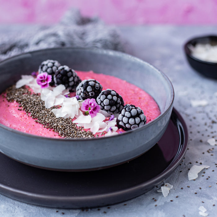 Vibrant Pink Berry Porridge (Sugarfree, Banting, Keto, Diabetic, Glutenfree)